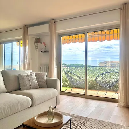Superbe 6 Personnes - Terrasse Vue à - Climatisation - Parking Privé * Antibes